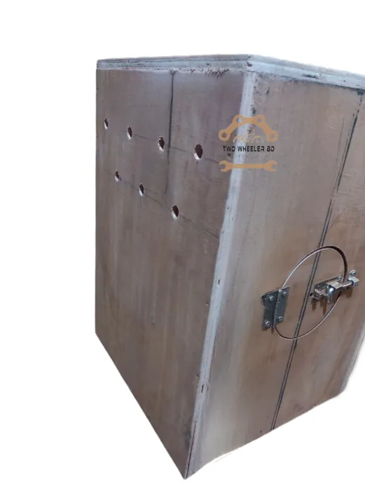 Square%20Big%20Size%20Breeding%20Box%20for%20Cockatiel%20or%20Macao%20Parrot%20with%20Perch%20Attached%20-%20Image%204