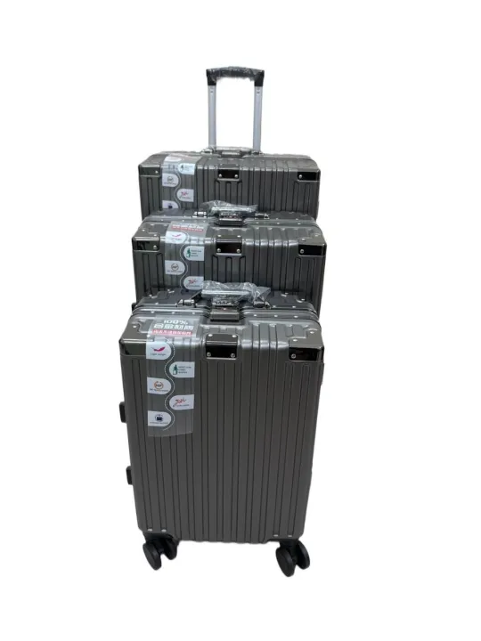 The%20Aluminum-Style%20Latch%20Luggage%20-%20Metallic%20Gunmetal%20Gray%20-%20Image%206