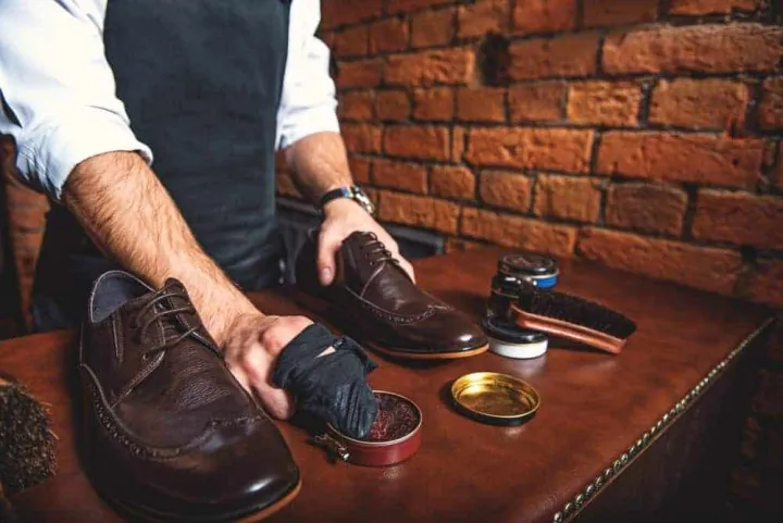 Award%20Shoe%20&%20Boot%20Polish%20(Black)%2040gm%20-%20Image%204