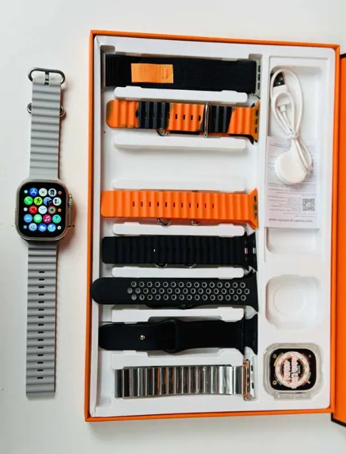 Y80%20Ultra%20Smartwatch%20With%208%20Strap%20-%20Image%202