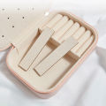 Leather Jewelry Organizer Box Portable Jewellery Storage Holder For Ring Earrings Necklace Bracelet Travel Organizer Case PU. 