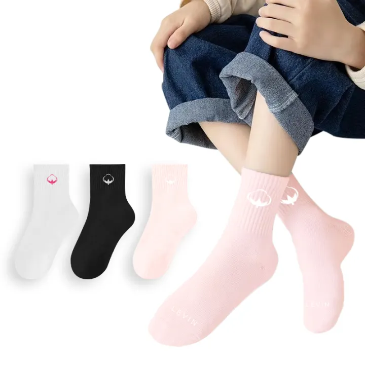 Pack%20of%203%20Pairs%20Girls%20Premium%20Short%20Breathable%20Basic%20School%20Socks%20(2-14%20Years)%20From%20Levin%20-%20Image%202