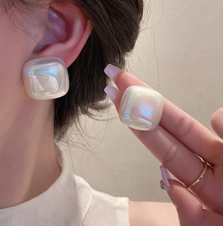 Trendy%20Half%20Round%20Big%20Simulated%20Pearl%20Stud%20Earrings%20for%20Girls%20Simple%20Stylish%20Top%20Set%20-%20White%20Statement%20Earring%20for%20Women%20-%20Korean%20Earrings%20Jewelry%20Wedding%20Gifts%20Kaner%20Dul%20for%20Girls%20-%20Image%206