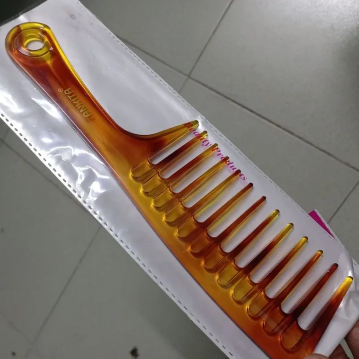 INDIAN%20WIDE%20Distance%20Teeth%20ANKITA%20Hair%20COMBS%20Premium%20Quality%20Beauty%20Products%20Plastic%20Handle%20With%20Hair%20Brush%20Fashionable%20Plastic%20Hairbrush%20For%20Women%20Long%20Hair%20Chiruni%20-%20Image%202