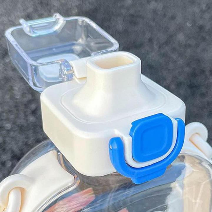 750ml%20Transparent%20Space%20Bottle%20Outdoor%20Sports%20Water%20Bottle%20With%20Strap%20Hangable%20Fitness%20Water%20Bottle%20For%20Camping%20Biking%20Running%20-%20Image%207