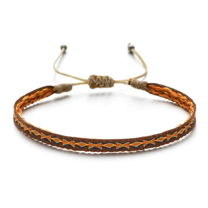 Bracciale Portafortuna Tibetano Intrecciato A Mano: Regolabile, Realizzato Da Donne Rurali, Regalo Unisex Per Amici E Coppie