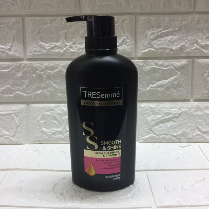 Tresemme%20Smooth%20&%20Shine%20Shampoo%20450ml%20(Thiland)%20-%20Image%202