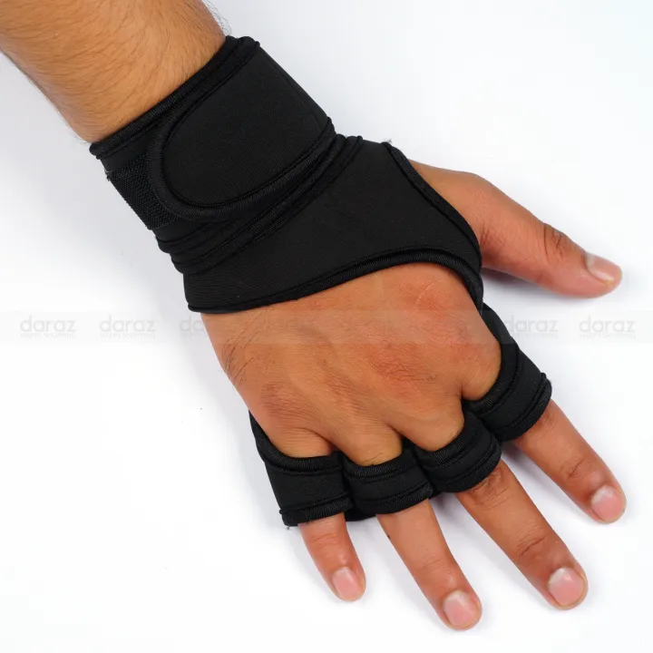 Workout%20Gloves%20with%20Wrist%20Support%20for%20Gym%20Workouts,%20Pull%20Ups%20Gym%20&%20Fitness%20Gloves%20-%20Image%204