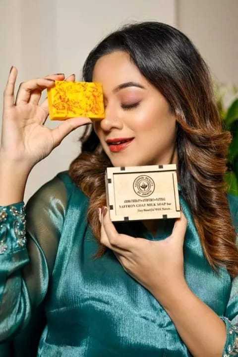 Hand%20Made%20Real%20Saffron%20Goat%20Milk%20Bar%20Soap%20-100gm%20Premium-Beauty%20soap%20Handmade%20-%20Image%209