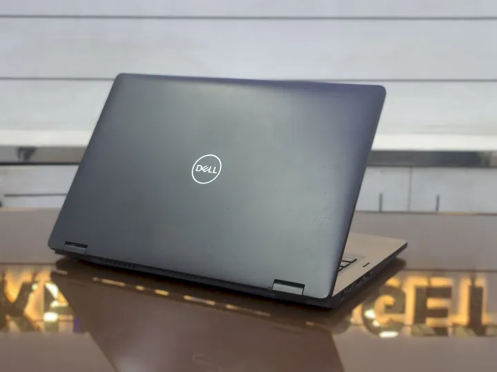 Dell%20Latitude%205300%20(2-in-1)%20Core%20i5-8365U%20256/8%2013.3"%20(1920x1080)%20X360%20%7C%20G.Touch%20-%20Image%202