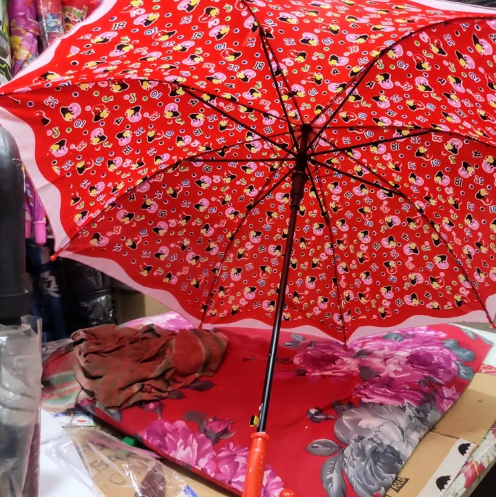 Custom%20Printed%20Umbrella%20For%20Kids%20With%20Whistle%20-%20Keep%20Kids%20Dry%20In%20Style%20Custom-Printed%20Whistle%20Umbrella,%20Adding%20Fun%20To%20Rainy%20Days%20-%20Image%207