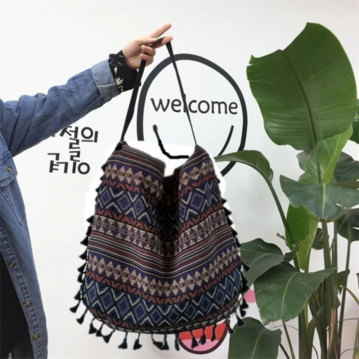 New%20Vintage%20Bohemian%20Fringe%20Shoulder%20Bag%20Women%20Tassel%20Boho%20Hippie%20Gypsy%20Fringed%20Women's%20Handbags%20Open%20Bag%20Bags%20-%20Image%204