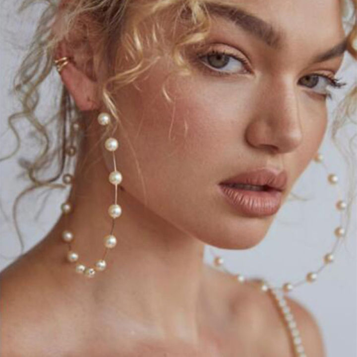 Beautiful%20earring%20circle%20pearl%20style%20earring%20for%20women%20-%20Image%204