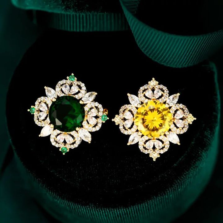 SUYU Fashion Simulation Crystal Brooch Small Pin Suit Cardigan Corsage Neckline Pin Accessories