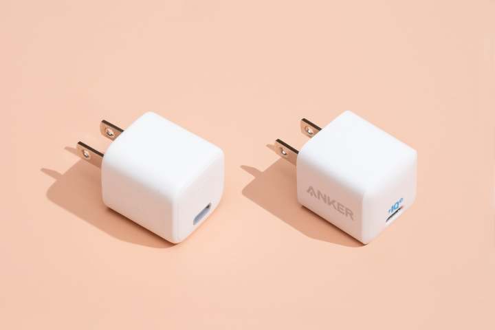 Anker%20PowerPort%20PD%20Nano%2020W%20Power%20Delivery%20USB-C%20Tiny%20Wall%20Charger%20For%20iPhone%2012%2012%20Pro%2012%20Mini%2012%20Pro%20Max%20%20iPhone%2011%20Series%20-%20Image%206