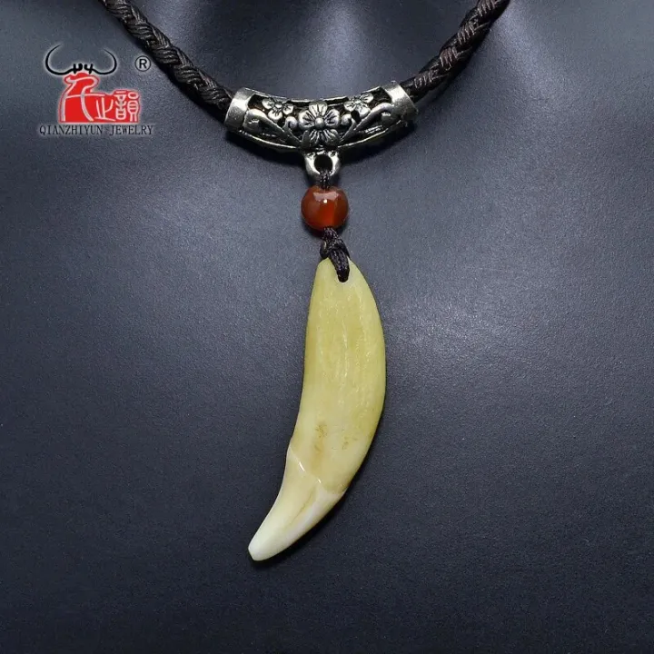 Cool Men's Necklace Bone Pendant handmade Tibetan Amulet Fangs Real Natural Tooth Vintage Wolf Tooth Charm White Brown Ecru