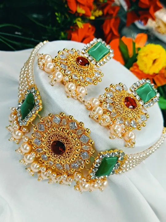 New%20South%20Indian%20Gold%20Plated%20Fashion%20Jewellery%20Nice%20Purl%20Choker%20Necklace%20for%20Women%20&%20Girls%20-%20Image%205