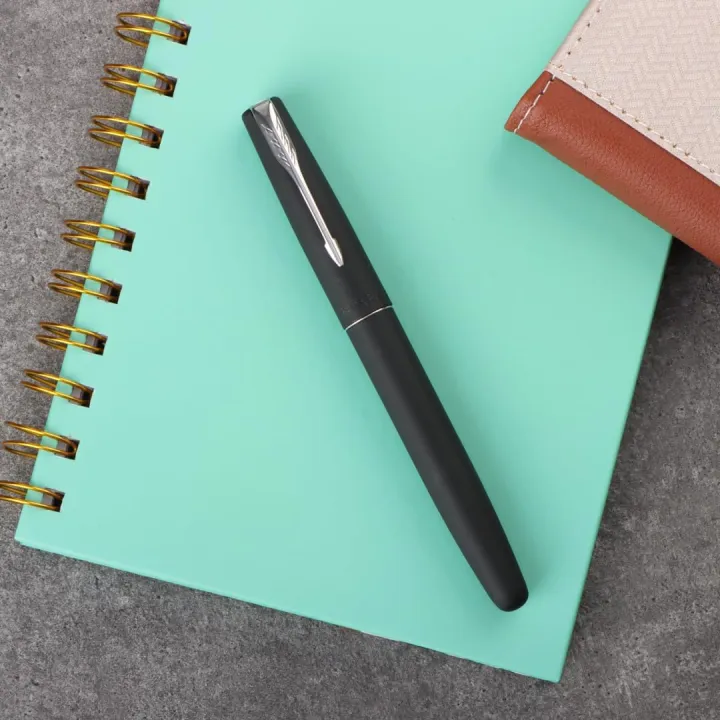 Parker%20Frontier%20Matte%20Black%20Gun%20Metal%20Trim%20Roller%20Ball%20Pen%7C%20Ink%20Color%20-%20Blue%20%7C%20Perfect%20For%20Corporate%20Use%20%7C%20Elite%20Pen%20For%20Professionals%20-%20Image%203