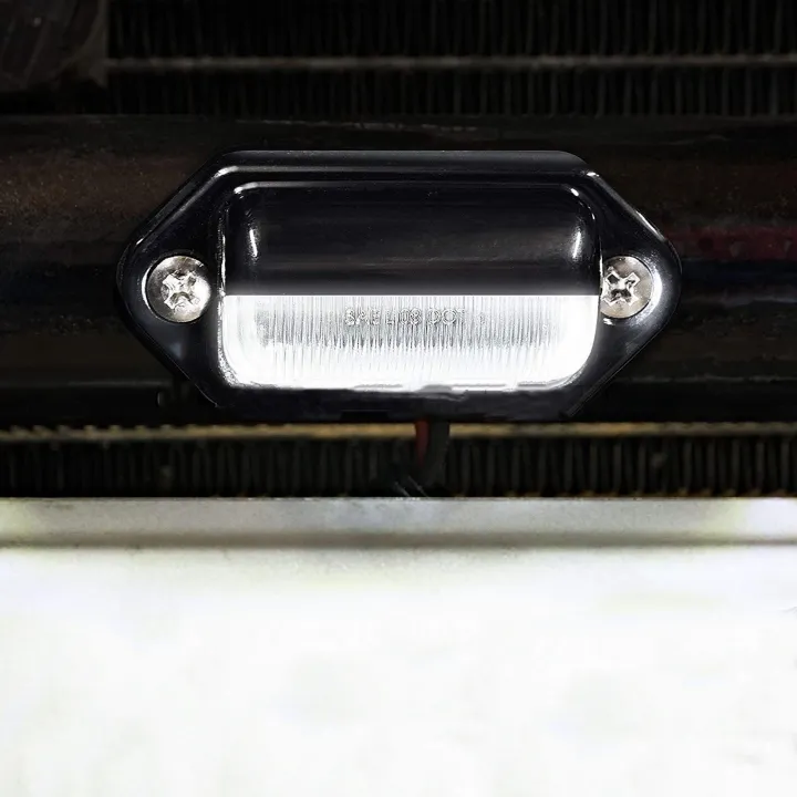 Waterproof%20License%20Plate%20Light-3%20*%20LED%20License%20Plate%20Light%0D%0A3%20*%20set%20Screws-black%20-%20Image%205