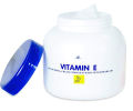 AR Vitamin E Moisturizing Cream Enriched With Sunflower Oil 250ml. 