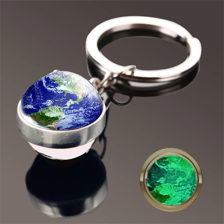 Luminous%20Solar%20System%20Planet%20Key%20chain%20Pendant%20Key%20Ring%20Earth%20Moon%20Saturn%20glow%20in%20the%20dark%20Double%20Side%20Glass%20Ball%20Key%20Chain%20-%20Image%208