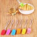 1Pcs Silicone Oil Brush - Kitchen BBQ Grill Baking Cooking Silicone Basting Pastry Brush - Multicolor. 