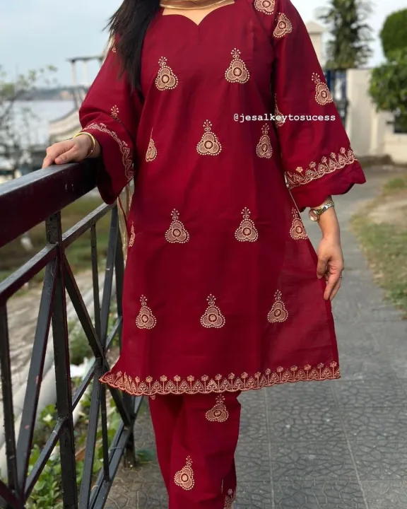 Pakistani%20Design%20Three-Piece%20Collection%20Salwar%20Kameez%20For%20Women%20-%203%20Pies%20Dress%20-%20Image%204