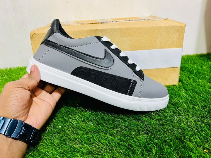 Stylish%20and%20Fashionable%20Winter%20and%20Summer%20Exclusive%20Sneakers%20Converse%20Shoes%20for%20Men%20-%20Image%203