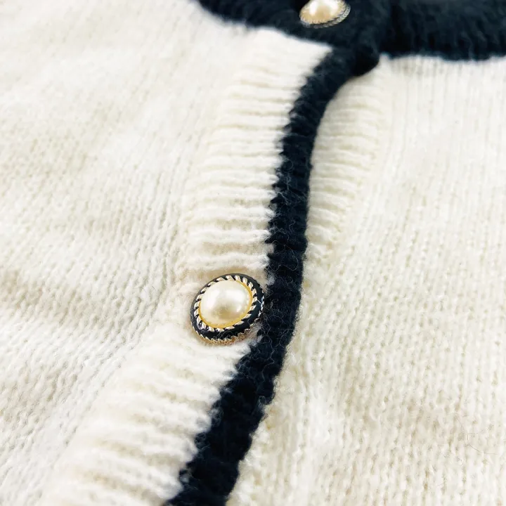 Womens%20Wool%20Blend%20Pearl%20Button%20Knit%20Cardigan%20Sweater%20From%20Levin%20-%20Image%205