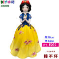 Plus E Zone Factory Wholesale Drop Not Bad Vinyl Doll White Billet Piggy Bank Stalls DIY Graffiti Painted Toys. 