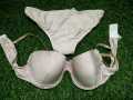 Fashoinable Foam Bra and Panty Set For Women. 