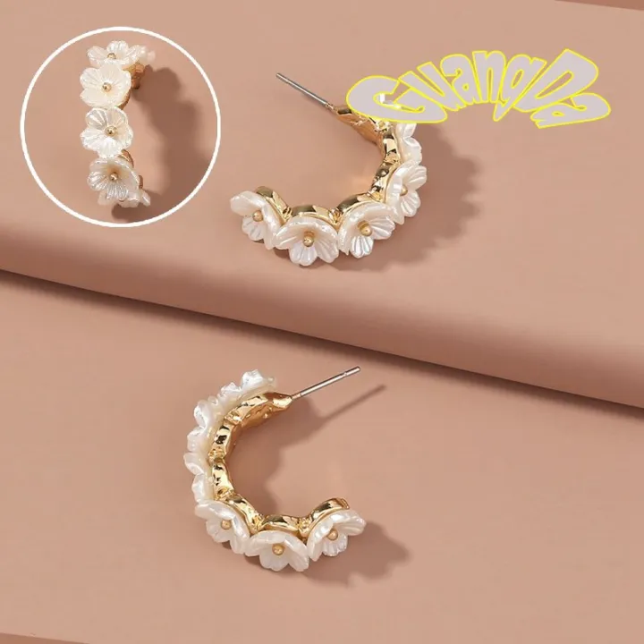 %E3%80%90GuangDa%20Girls'%20Earrings%20Korean%20Ins%20Net%20Red%20Trendy%20New%20Earrings%20C-shaped%20Pearl%20White%206%20Flowers%20Fresh%20and%20Versatile%20Fashion%20Accessories%20Earings%20for%20Women%20-%20Image%203