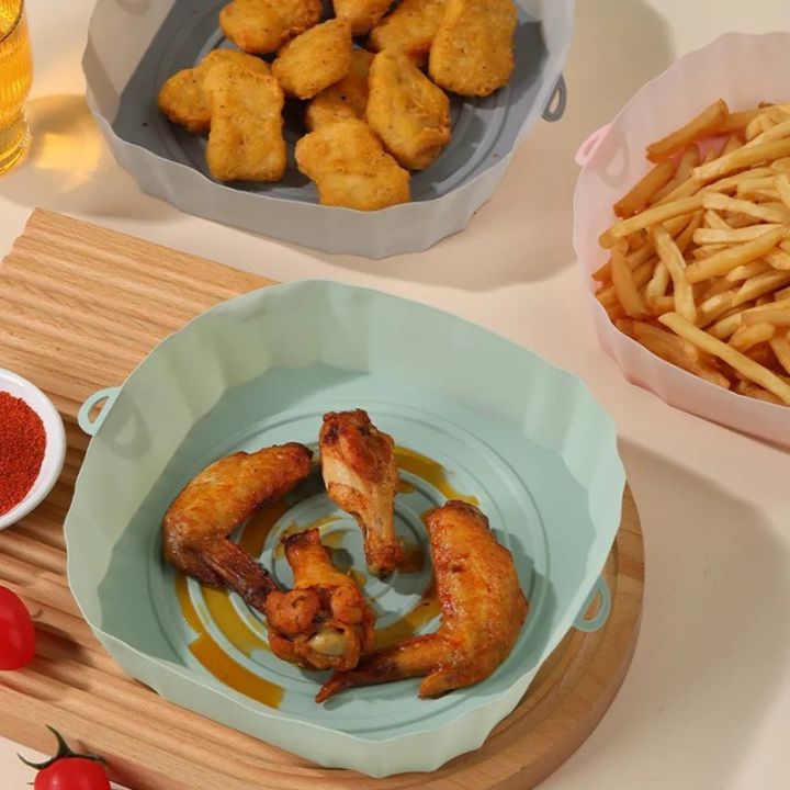 (New)%20air%20fryer%20ilicone%20bakes/udable%20Airfryer%20oven%20baking%20tray/pizza%20fried%20chicken%20Ilica%20gel%20pan%20pad%20-%20Image%204