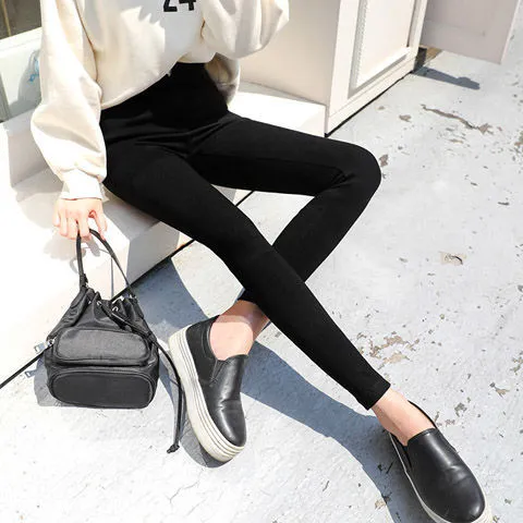Black%20Leggings%20Women's%20Pants%20Outer%20Wear%20Spring%20and%20Autumn%20Thin%20Pencil%20Tappered%20New%20High%20Waist%20Slimming%20All-Matching%20Magic%20Pants%20-%20Image%204