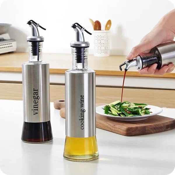 Oil%20and%20Vinegar%20Dispenser%20Bottle%20Oil%20Bottle%20Household%20Soy%20Sauce%20Bottle%20Seasoning%20Bottle%20Oil%20Vinegar%20Pot-500ml-oil%20jar-life%20style%20mall%20-%20Image%202