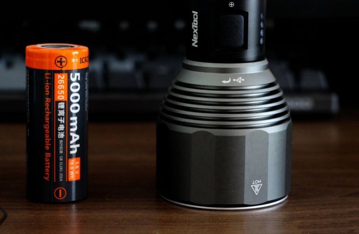XIAOMI_Tactical%20Flashlight,%202000%20Lumen%20Flashlights%20Portable%20Torch%20Outdoor%20Camping%20Torch%20Light%20Flashlight%20-%20Image%206