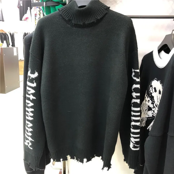 VETEMENTS%20Gothic%20Logo%20Hoodie%2020FW%20Men%20Women%20Sleeves%20Woven%20White%20Letter%20Mark%20Vetements%20Turtleneck%201:1%20VTM%20Sweatshirts-Type%206%20-%20Image%202
