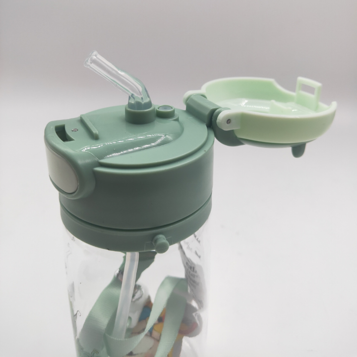 Good%20quality%20bottle%20%7C%20550ml%20baby%20water%20bottle%20%7C%20School%20bottle%20cute%20design%20-%20Image%204