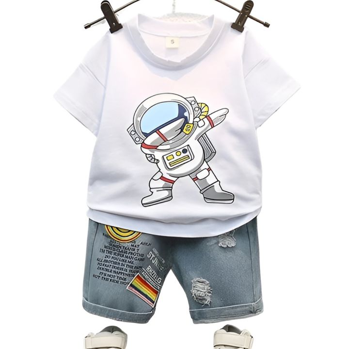 Handsome Cartoon Astronaut T- shirt + Ripped Jeans sty 3