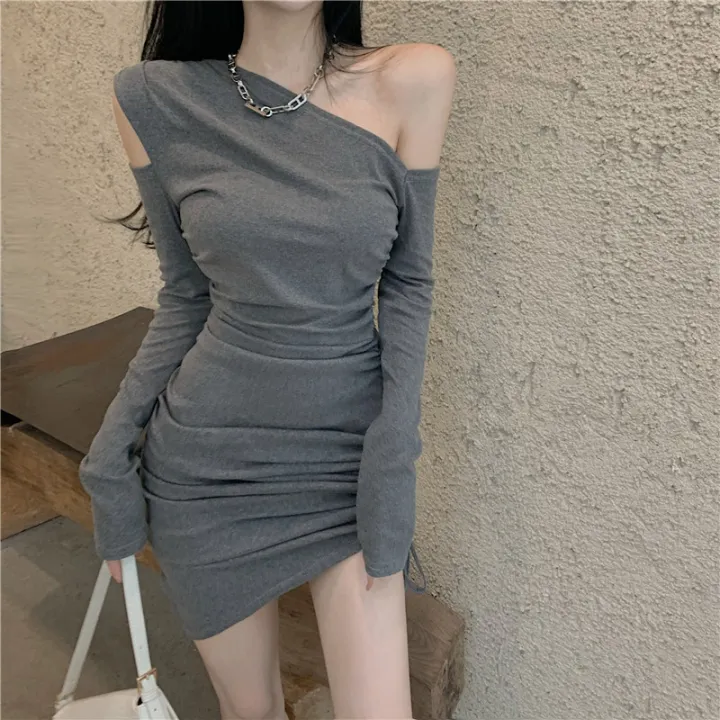 IELGY%20Slim%20Black%20Women's%20dress%20Solid%20color%20Base%20Strapless%20Korean%20version%20Wrap%20hip%20All-match%20Fashion%20-%20Image%205