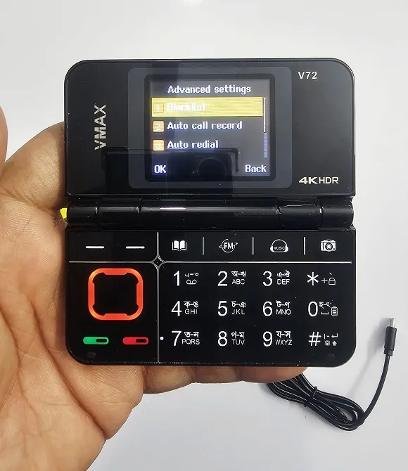 Vmax%20i72%20flip%20Mini%20Folding%20Phone%20Dual%20Display%20Dual%20Sim%20-%20Image%204