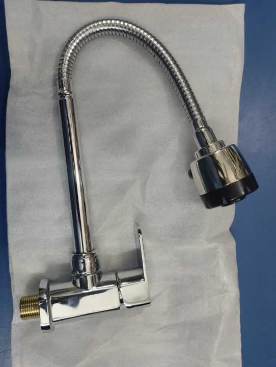 Wall%20Mounted%20Chrome%20Kitchen%20Sink%20Cock%20with%20Flexible%20Spout%20and%20Spray%20Flow%20-%20Image%204