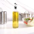 1 pcs Oil Bottle Cap Dispenser Nozzle Stopper Pourer Leak-Proof Oil Bottle Suitable for bottles with a inner diameter of 14-18mm (Black and Silver). 