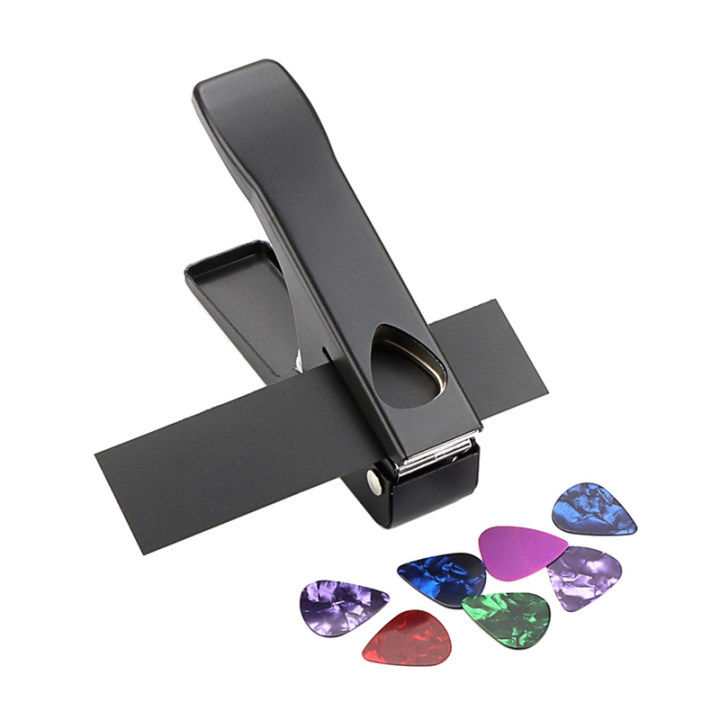 Guitar%20Pick%20Punch%20Pick%20Maker%20Guitar%20Pick%20Cutter%20with%202%20Pick%20Strips%20Sheet%20for%20Guitar%20Pick%20Making%20Tool%20Durable%20Easy%20to%20Use%20-%20Image%204