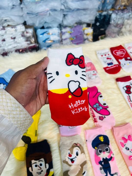 Japanese%20cartoon%20Hello%20Kitty%20mid-tube%20women's%20socks%20socks%20women's%20cute%20cartoon%20anime%20stockings%20spot%20-%20Image%209