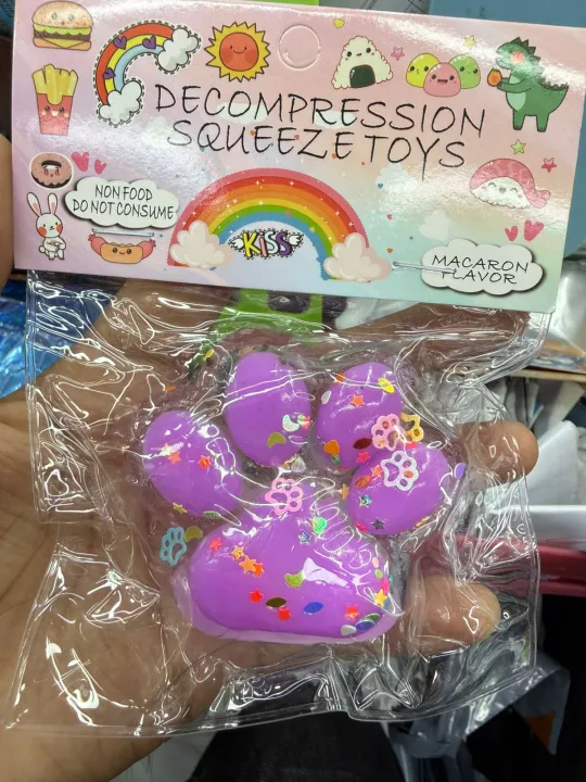 Cat%20Paw%20Squeeze%20Mochi%20Toys%20Novelty%20Anti-Stress%20Decompression%20Squishy%20Toy%20-%20Image%208