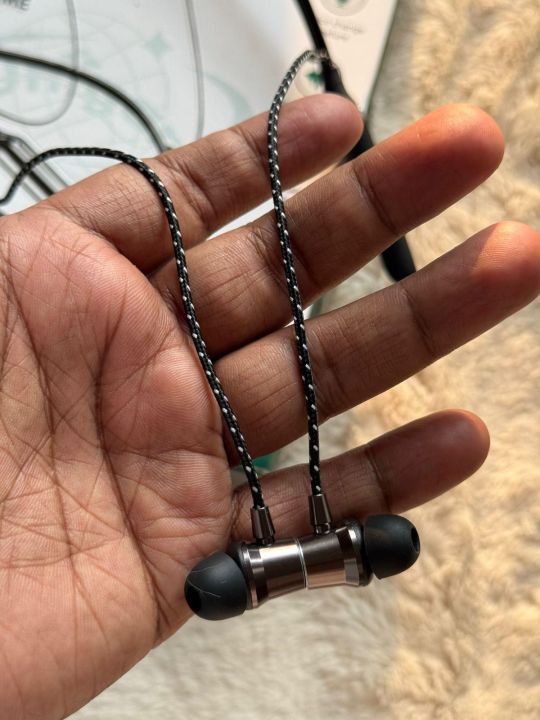 100%25%20premium%20new%20Unigar(ENC)king%20wireless%20neckband%20with%205%20voice%20change%20-%20Image%205