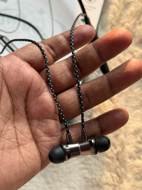 100%25%20premium%20new%20Unigar(ENC)king%20wireless%20neckband%20with%205%20voice%20change%20-%20Image%205