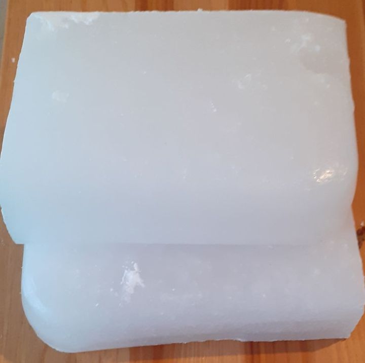 Paraffin Wax for Candle Making – Smooth, Clean & Long-Lasting Burn
