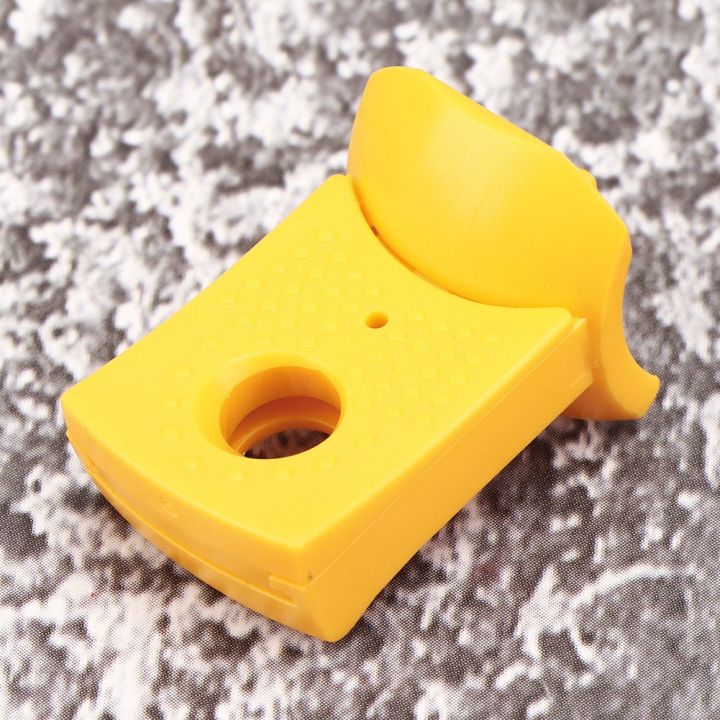 MCB%20Safety%20Lock%20Miniature%20Lockout%20Device%20Circuit%20Breaker%20For%20Padlock%20-%20Image%207